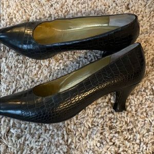 Bruno Magli pumps